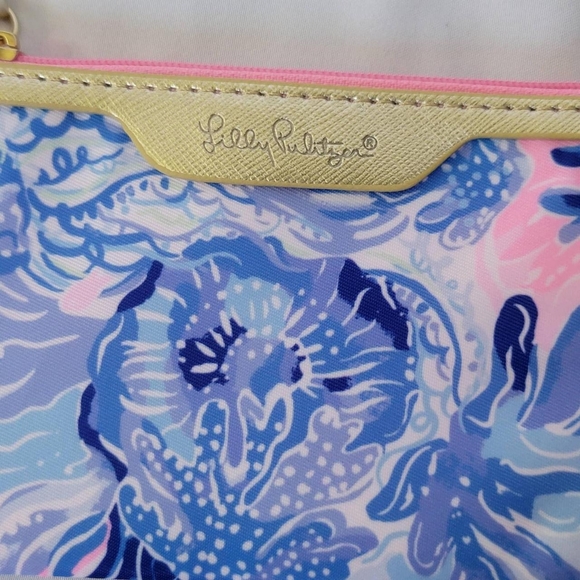 NEW LILLY PULITZER ID Case Shade Seekers Pink and Blue Floral Print - Picture 6 of 11